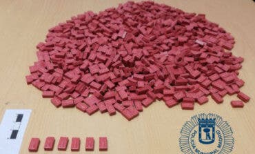 Sale corriendo tras abandonar su coche cargado de pastillas de éxtasis