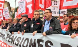 La marcha por unas pensiones dignas «desborda» Alcalá de Henares