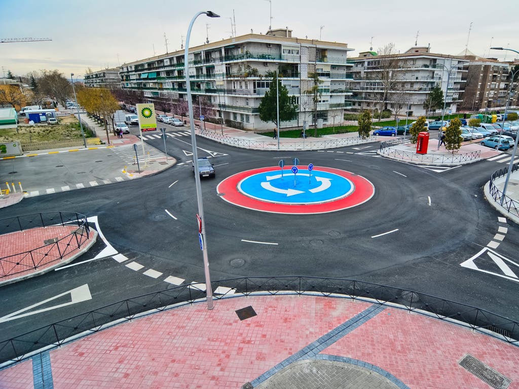 Torrejón estrena nuevas rotondas y una intersección