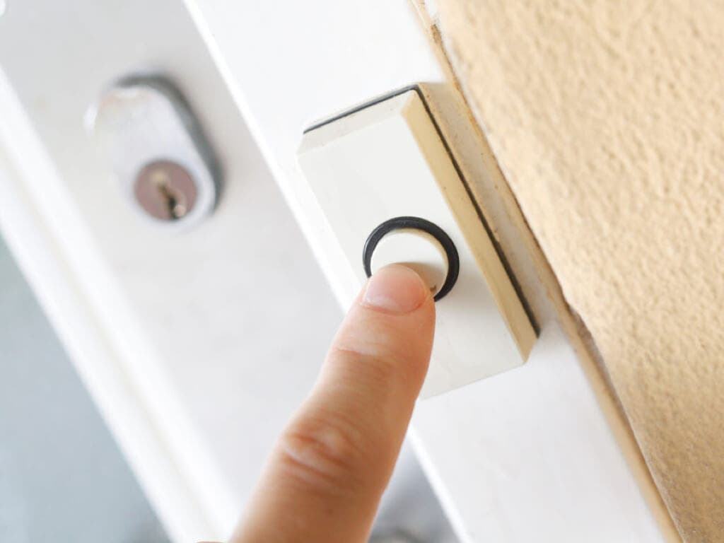 Alertan de fraude a puerta fría en domicilios de Coslada y San Fernando
