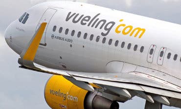 Barajas afronta la primera huelga de Vueling: listado de vuelos cancelados