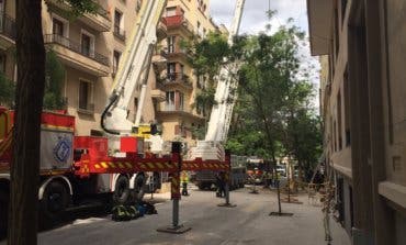 Sin rastro aún de los obreros atrapados en el derrumbe de Chamberí