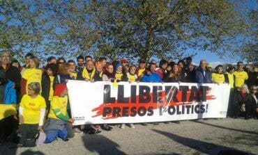 La carrera en apoyo a los presos independentistas llega a la cárcel de Alcalá-Meco