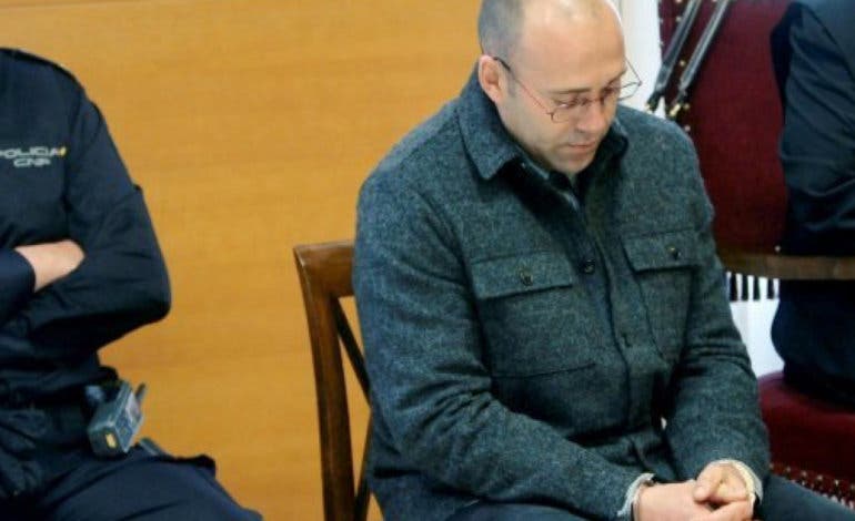 Condenado a 24 años de cárcel por matar a su pareja en Galápagos