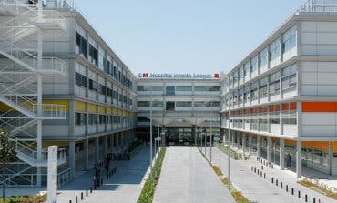 Una mujer abandona a su bebé en el hospital tras dar a luz 