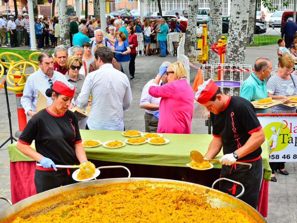 Semana de los Mayores en Torrejón con circuito de karts y degustación de paella