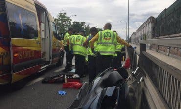 Fallece un motorista tras chocar contra un coche en la A-5