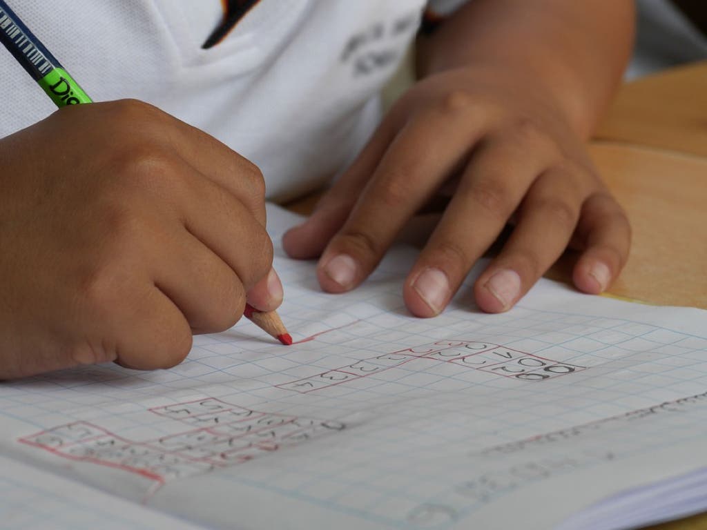 Arganda destina más de 700.000 euros a becas de educación