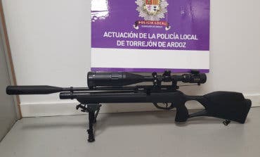 La Policía de Torrejón incauta una escopeta de aire comprimido