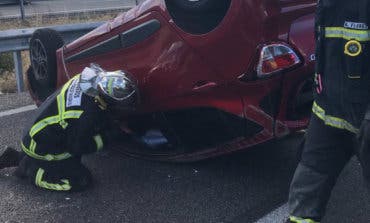 Dos heridos en un aparatoso accidente en la M-40