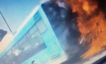 Arde un autobús de la EMT en la Alameda de Osuna 