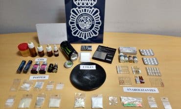 Desmantelado un punto de venta de droga en Chueca con dos detenidos