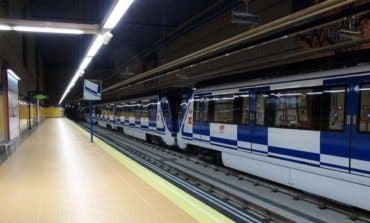 Detenido un hombre por matar a otro tras empujarle a las vías del Metro