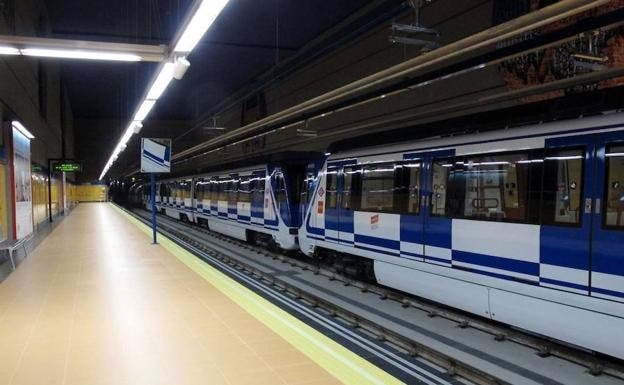 Detenido un hombre por matar a otro tras empujarle a las vías del Metro