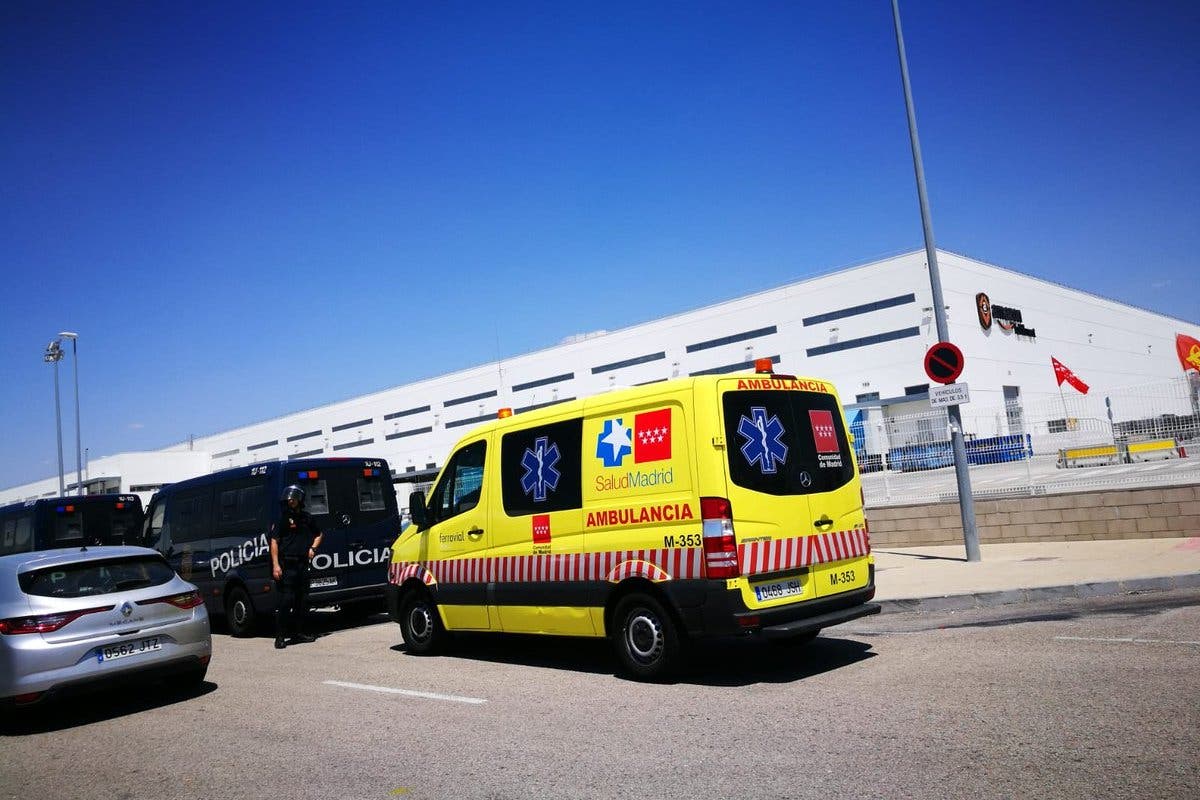 Cargas policiales con detenidos en la huelga de Amazon San Fernando