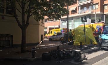 Muere un motorista tras chocar contra una furgoneta en Madrid