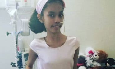 El Hospital La Paz salva la vida a una niña con un tumor gigante en la espalda