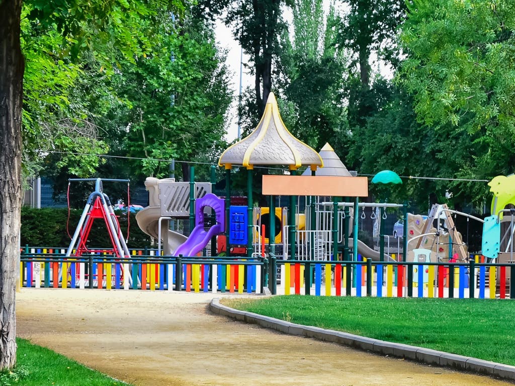 Torrejón reabre las zonas infantiles de los parques tras el fin del confinamiento perimetral