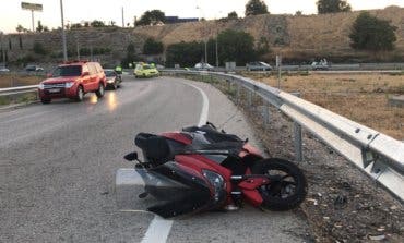 Muere un joven de 26 años en un accidente de moto en Rivas