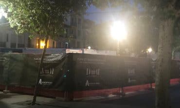 Casetas de obra en la Plaza de Cervantes de Alcalá de Henares en plenas Ferias