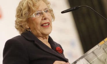 Carmena recibe el alta tras la caída sufrida en su casa