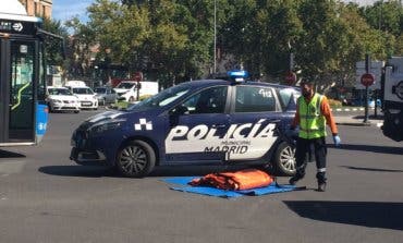 Grave accidente en Madrid entre una moto y un camión