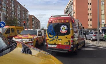 Dos heridos por atropello tras chocar dos coches en Madrid 