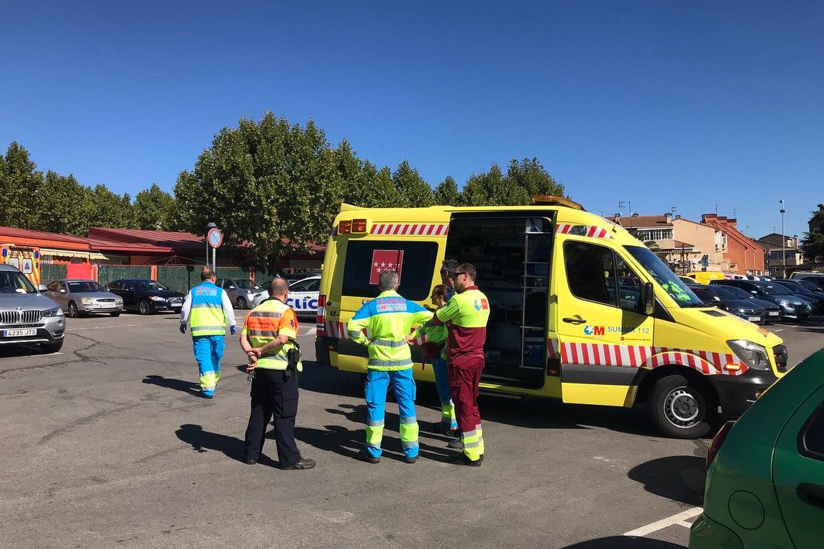 Hallan el cadáver apuñalado de un hombre en el interior de un coche 