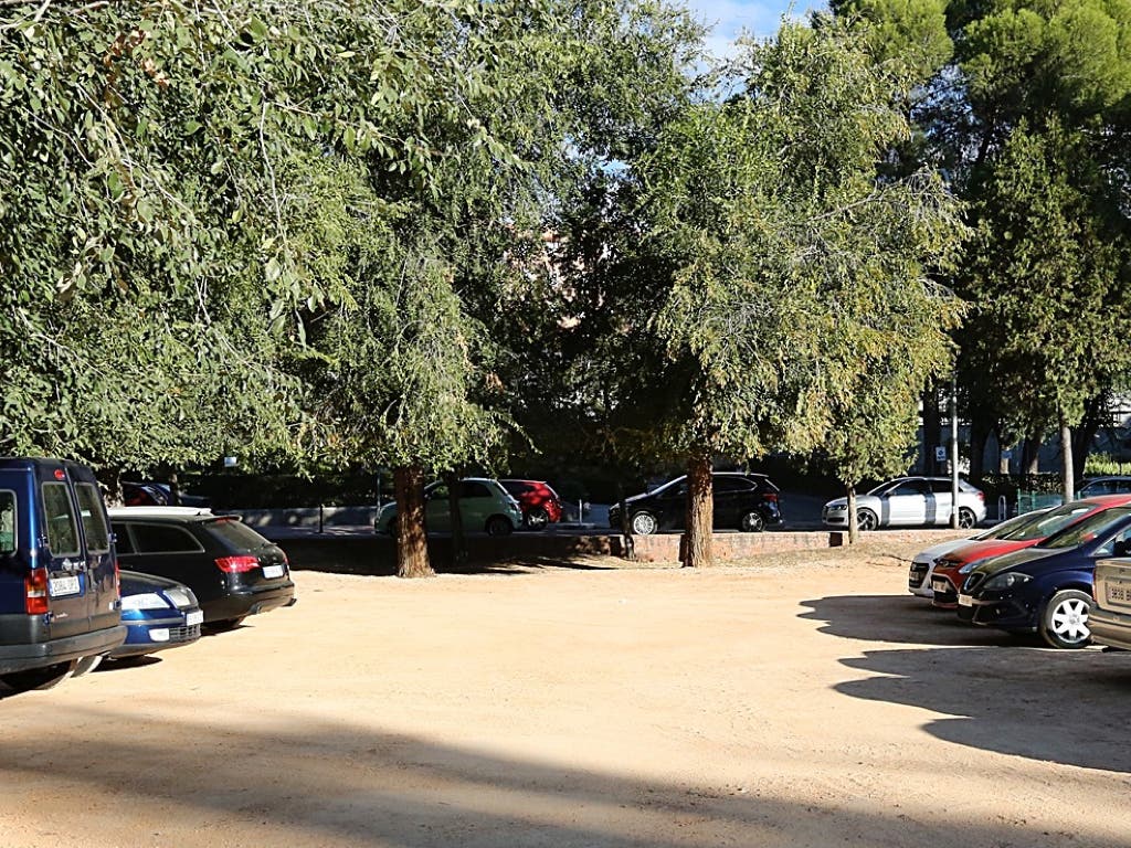 Coslada mejora el aparcamiento provisional de Manuel María de Zulueta 