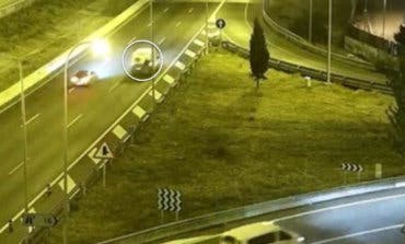 Muere atropellado en la M-40 al caer de una furgoneta en la que iba de polizón