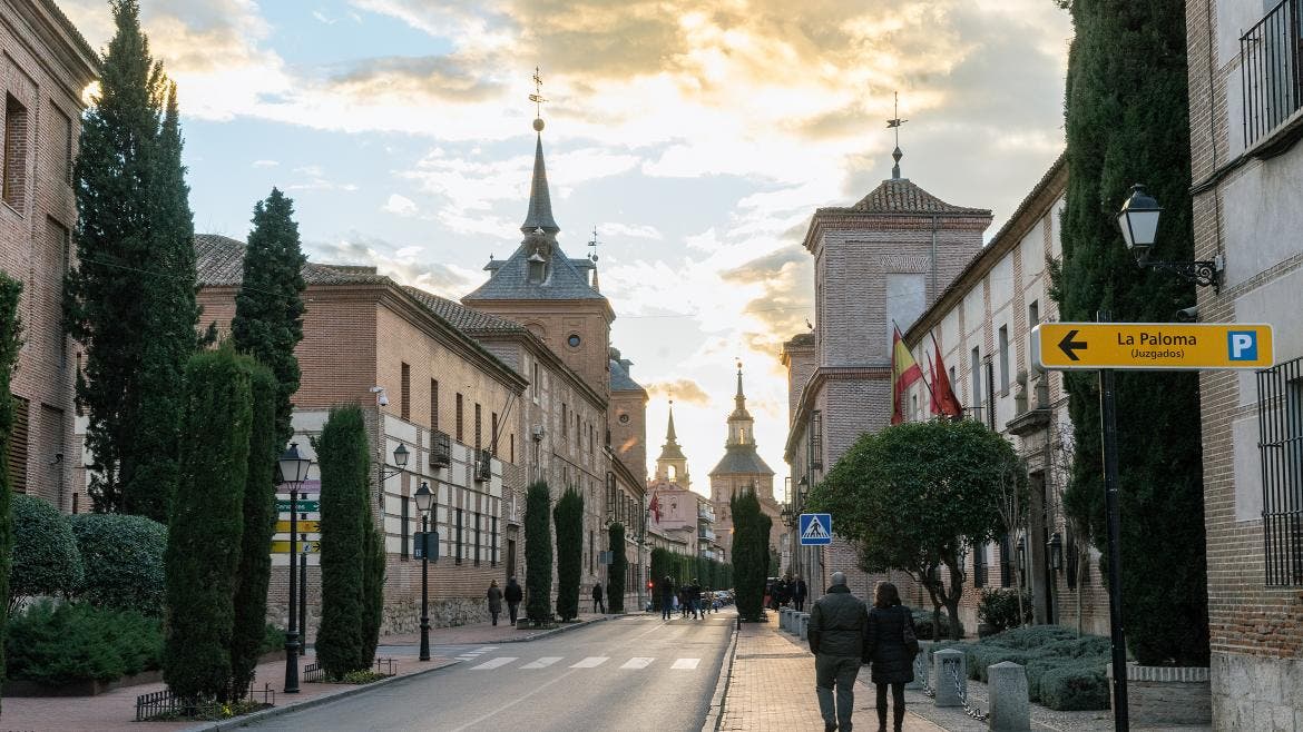 La Comunidad financia obras de mejora en Alcalá de Henares, Velilla y San Fernando