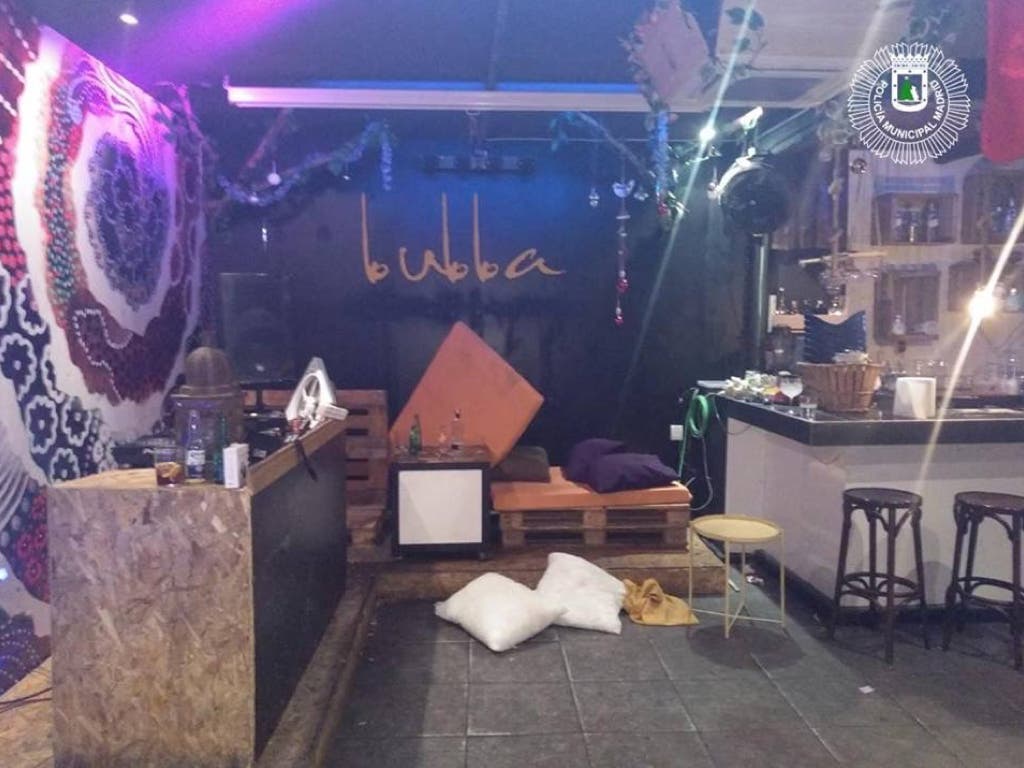 Desalojada una fiesta en Madrid con drogas, música a todo volumen y puertas cerradas