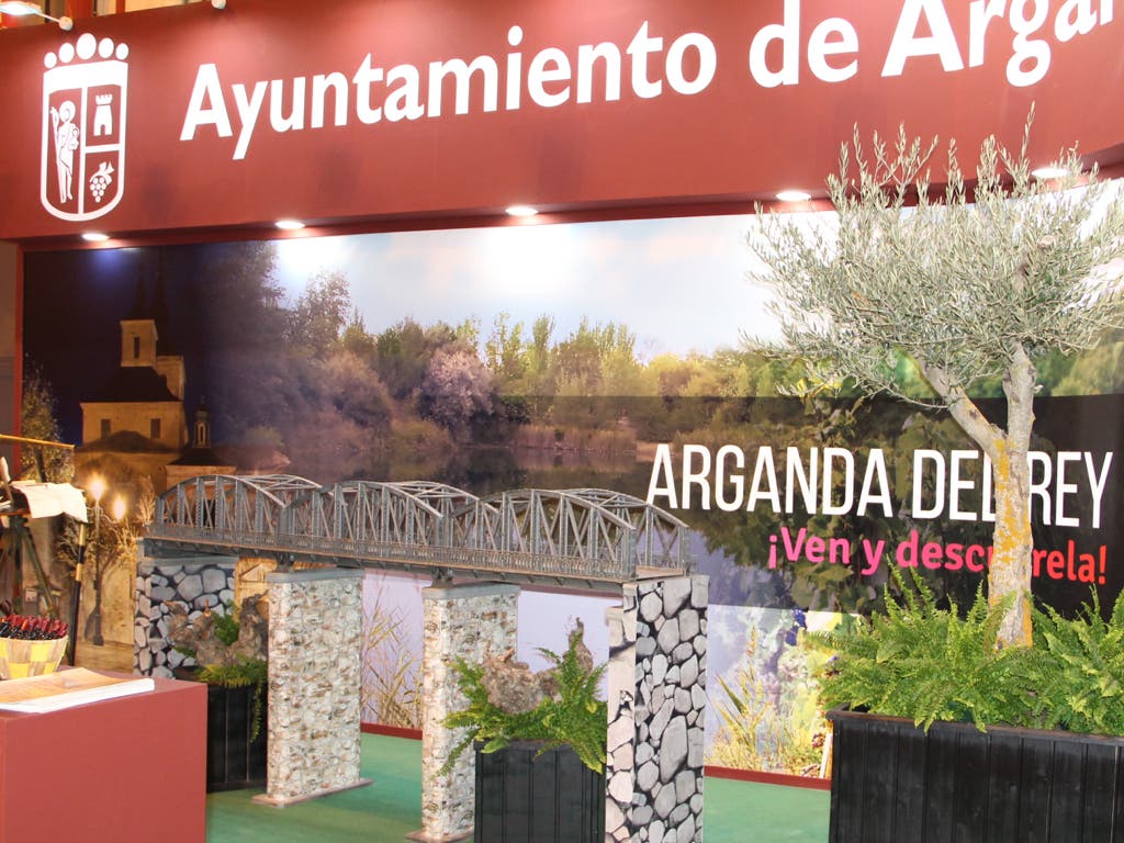 Alcalá, Arganda y Guadalajara se exhiben en FITUR 