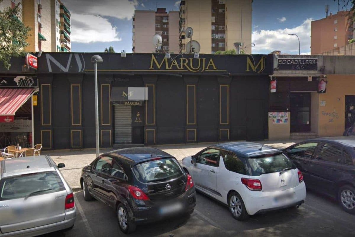 Un policía fuera de servicio desata el pánico en un pub de Coslada 