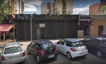 Un policía fuera de servicio desata el pánico en un pub de Coslada 