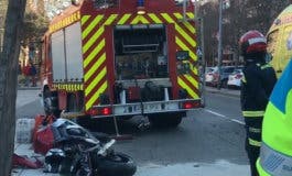 Fallece un motorista de 44 años tras chocar contra una farola