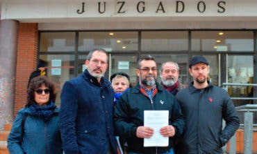 Torrejón niega irregularidades ante la querella «política» de Podemos 