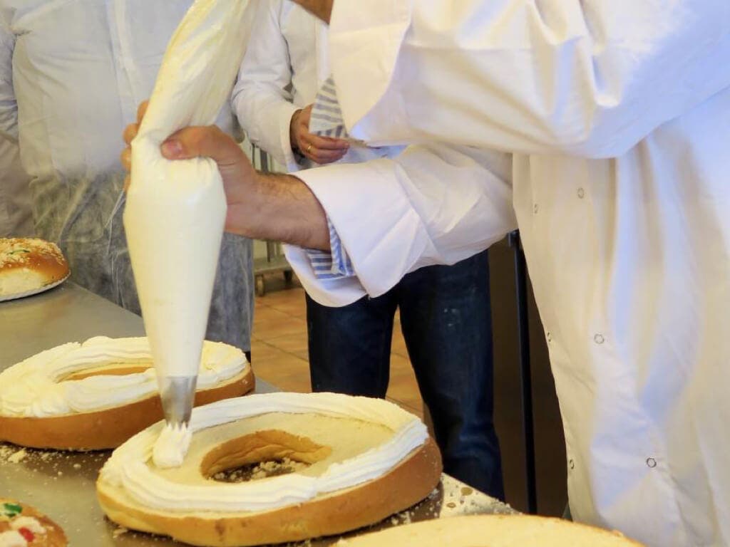 Los madrileños consumirán este año 2,5 millones de roscones de Reyes