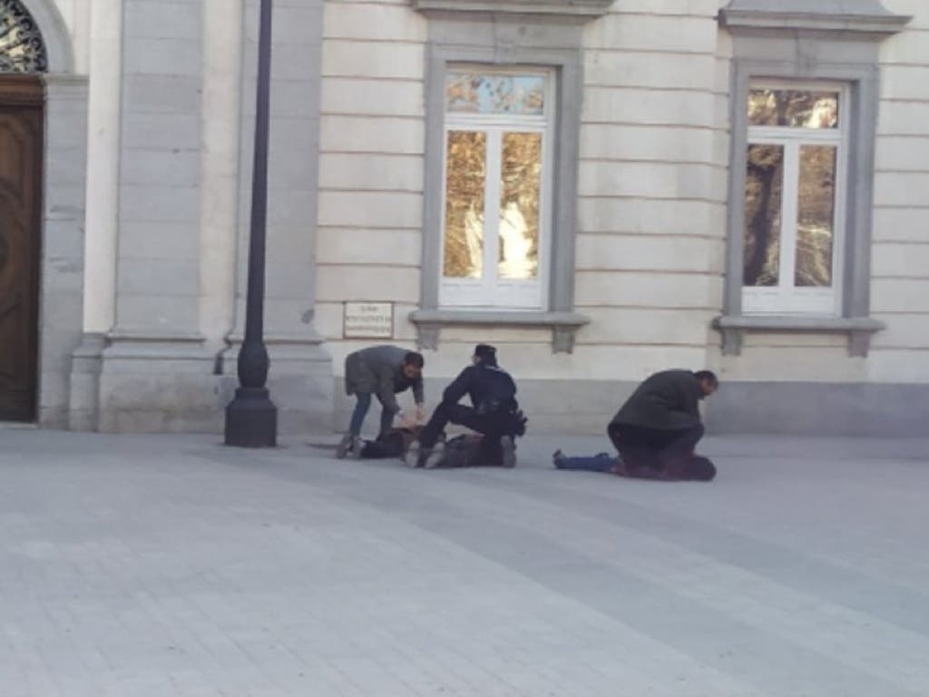 Detenidos ocho independentistas por desórdenes públicos ante el Supremo