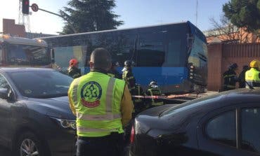 Muere un hombre tras ser atropellado por un autobús de la EMT