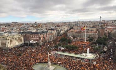 Miles de personas piden en Colón la salida de Sánchez 