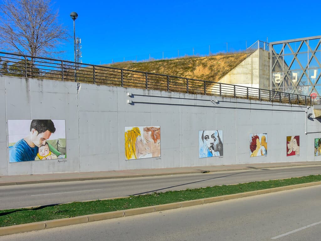 Un total de 48 murales decoran las calles de Torrejón