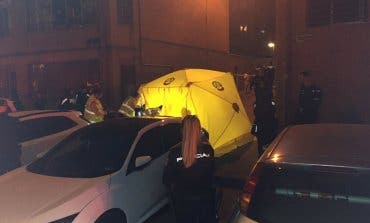 Muere apuñalado un hombre en una reyerta en Vallecas