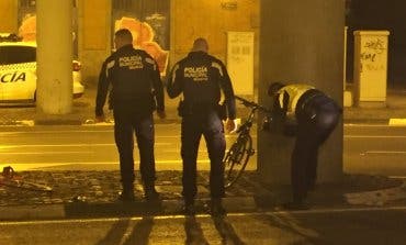 Herido grave un ciclista tras sufrir una caída en Madrid