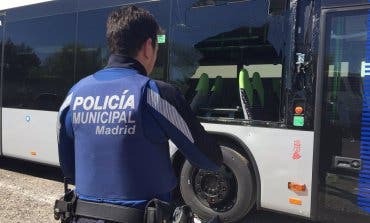 Grave accidente laboral en un aparcamiento de autocares de Barajas
