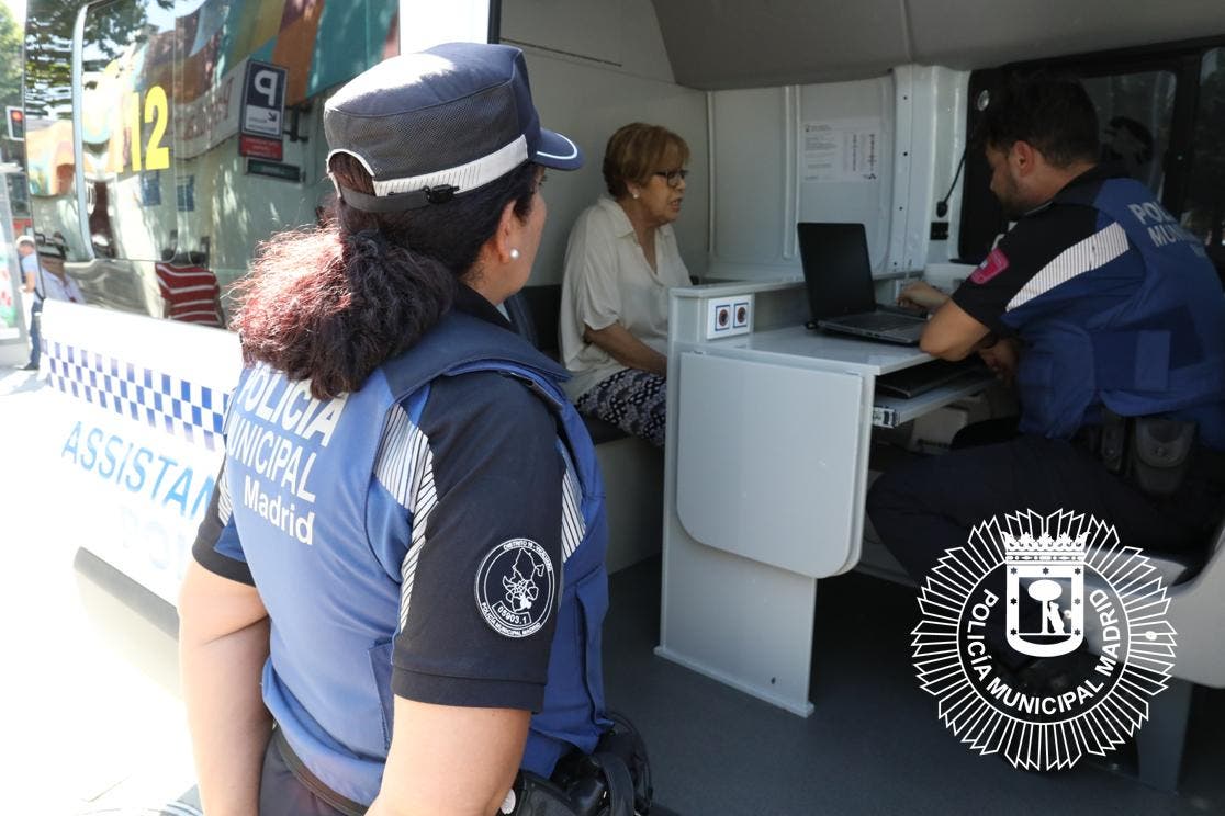 Detenido por pegar a sus padres de 87 y 85 años en Ciudad Lineal