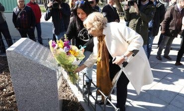 Carmena recuerda a las víctimas del aceite de colza