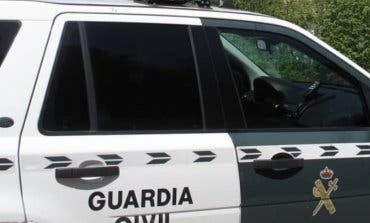 Roban 2.000 euros de Bizum a un vecino de Alovera a punta de machete