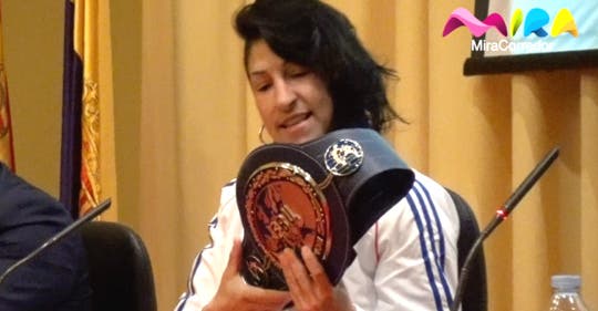 Torrejón rinde homenaje a Miriam Gutiérrez, luchadora en la vida y en el ring