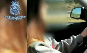 Detenida una menor por conducir a 220km/h por la A-5